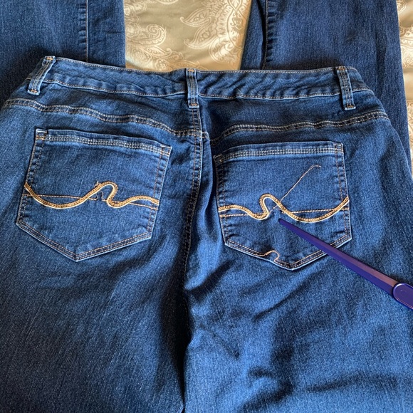 Faded Glory Blue Jeans - Picture 3 of 4